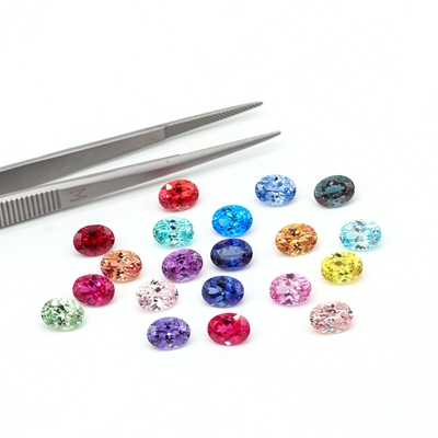 Màu sắc 6 * 8mm Oval Cut Lab trưởng thành Kim cương 22 đa màu 1.5ct Sapphire Ruby Emerald Loose Gemstone