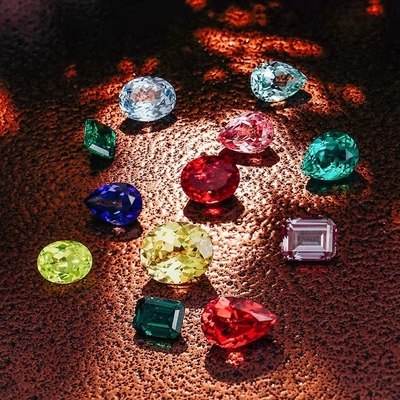 Phòng thí nghiệm trưởng thành màu máu Jedi Ruby hình bầu dục cắt rực rỡ được chứng nhận phòng thí nghiệm tạo ra Ruby