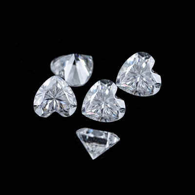 Đá kim cương GRA D EF Màu sắc 1mm-8mm Để làm đồ trang sức