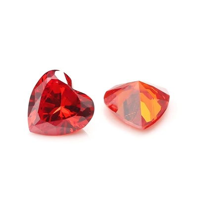 Màu sắc CZ Moissanite Diamond Heart Cut 3x3mm 4x4mm Zirconia khối tổng hợp