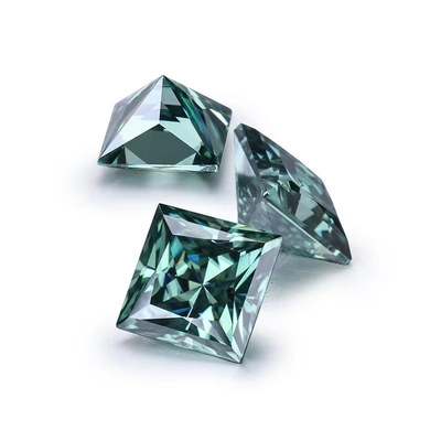 Công chúa cắt 5.5x5.5mm 1 carat Moissanite VVS màu vuông Đá kim cương rỗng