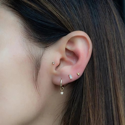 925 Sterling Silver Wholesale Jewelry Minimalist Small 925 Sterling Silver Zircon Stud Earrings Chiếc tai đeo vàng cho phụ nữ