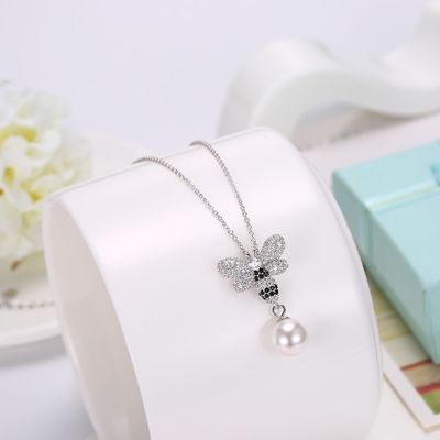 Thời trang ODM Bướm Pha lê 0,27in Ngọc trai 3,93g Dây chuyền trang sức bạc Sterling
